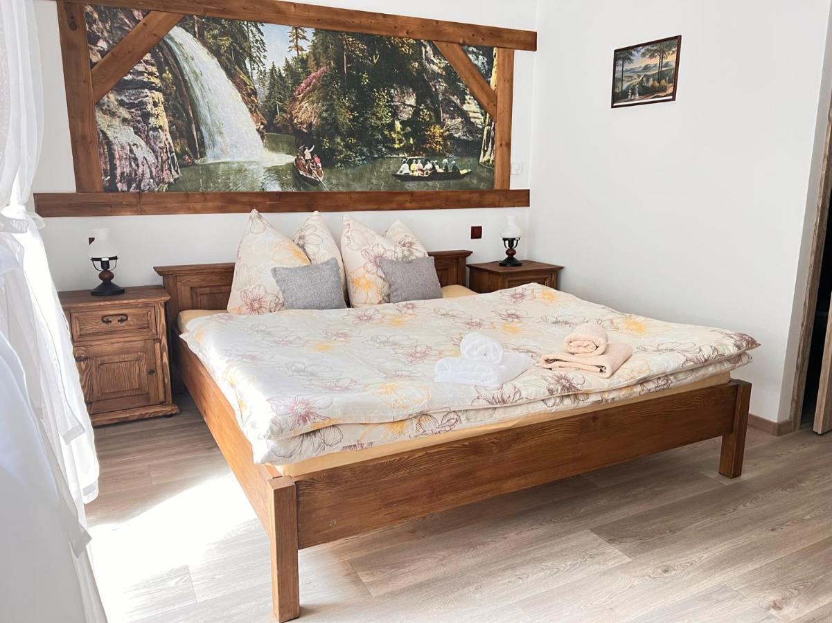 Pension Pod Skalou Hřensko Exteriér fotografie
