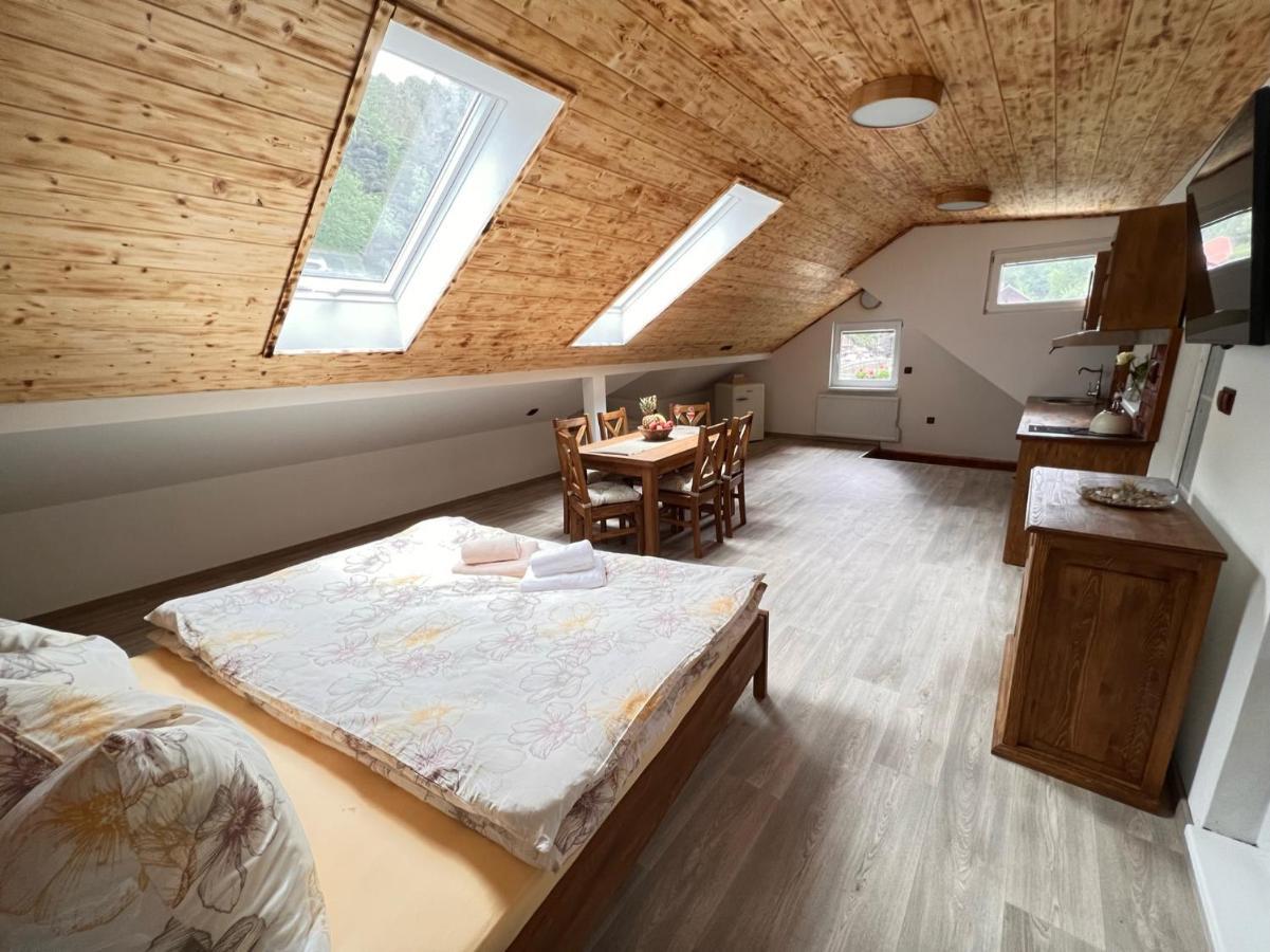 Pension Pod Skalou Hřensko Exteriér fotografie